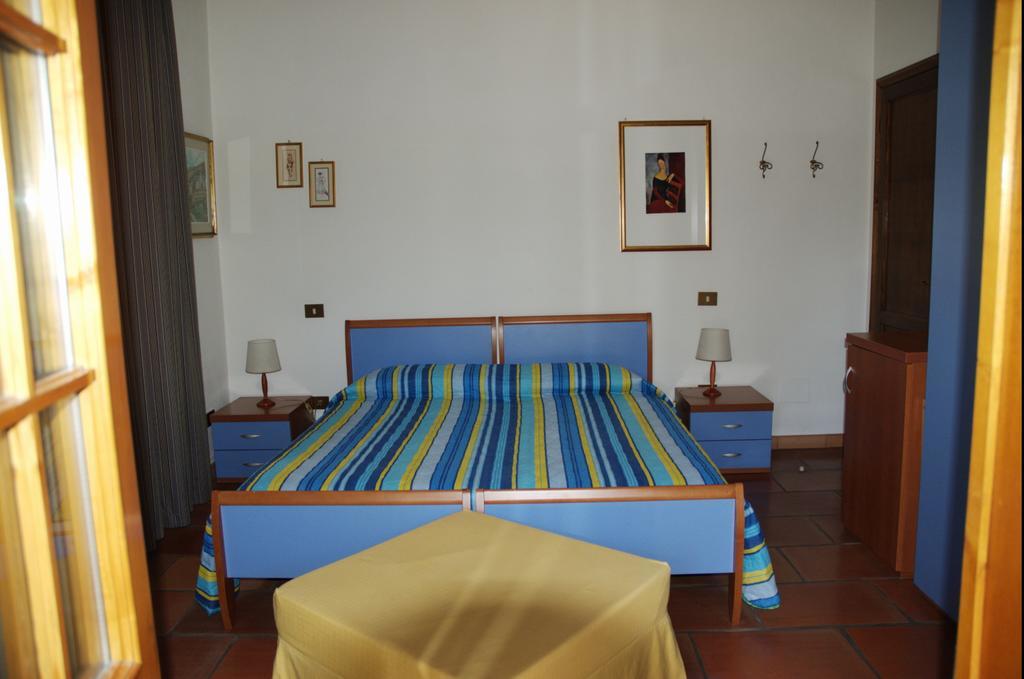 Affittacamere Villa Delia ルッカ 部屋 写真